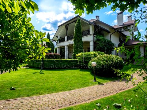 будинок за адресою с. Іванковичі, Соборна вул., 32