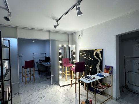 коммерческая по адресу Стрыйская ул., 6