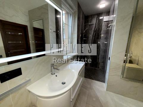 будинок за адресою Миколи Вінграновського вул. (1 Травня)