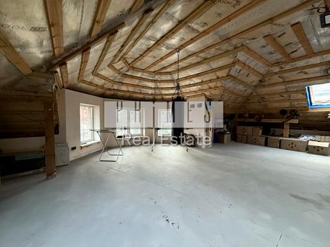 будинок за адресою Миколи Вінграновського вул. (1 Травня)