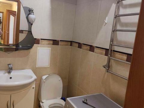 квартира за адресою Верховної Ради бульв., 14-Б