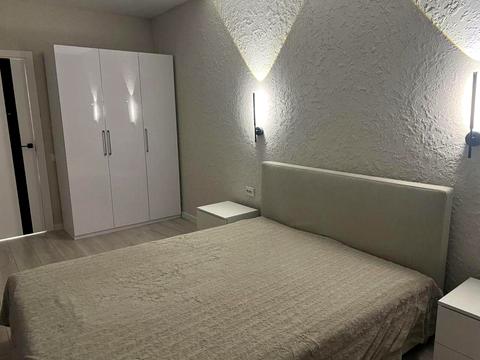 квартира за адресою Київ, Академіка Глушкова просп., 42