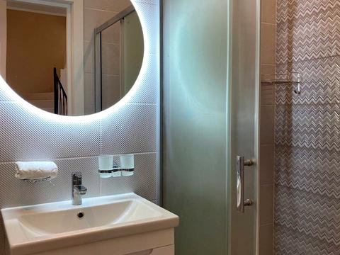 дом по адресу Грушевского ул., 15