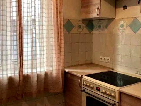 квартира за адресою Зої Гайдай вул., 2