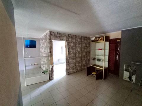 комерційна за адресою Робоча вул., 75