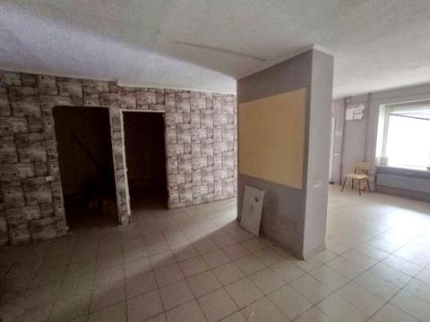 комерційна за адресою Робоча вул., 75