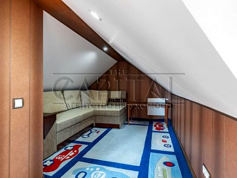 будинок за адресою с. Іванковичі, Авіаторів, 23