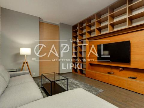 квартира за адресою Андрія Верхогляда вул. (Михайла Драгомирова), 12