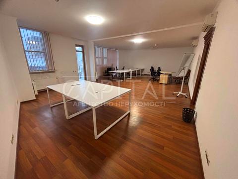 коммерческая по адресу Крутой спуск, 7