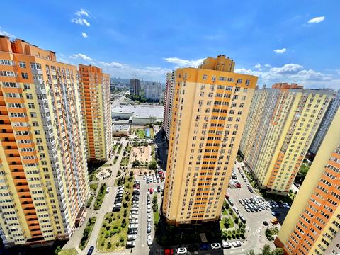 квартира за адресою Сім'ї Кульженків вул. (Петра Дегтяренка), 37