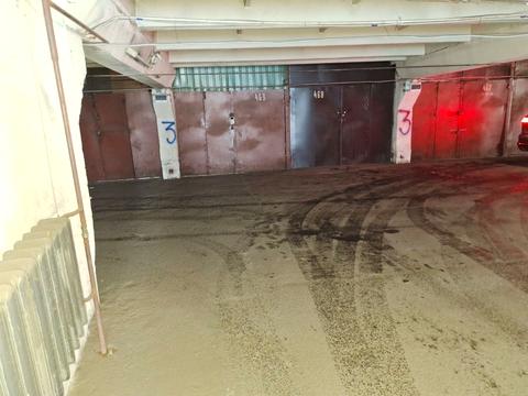 паркомісце за адресою Березняківська вул., 23