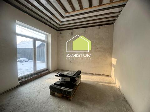 будинок за адресою с. Вишеньки, Садова вул., 21