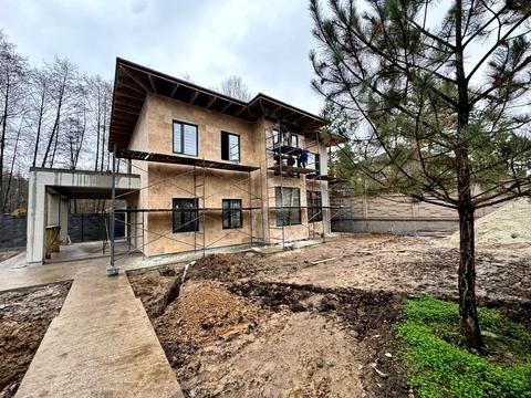 будинок за адресою Спортивна вул.