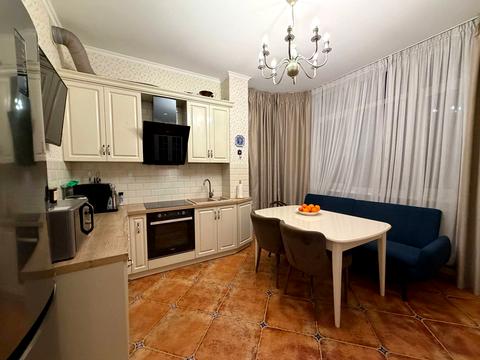 квартира за адресою Артилерійська вул., 4