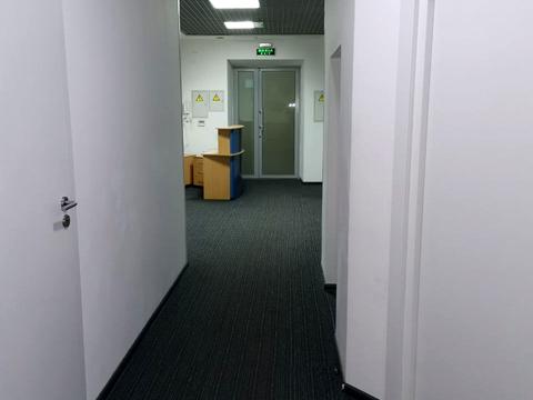 комерційна за адресою Польова вул., 24