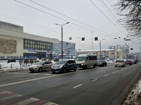 комерційна за адресою Незалежності вул., 87