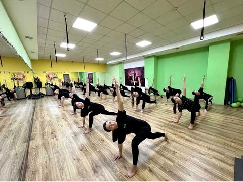 комерційна за адресою Незалежності вул., 87