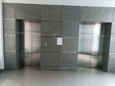 комерційна за адресою Польова вул., 24