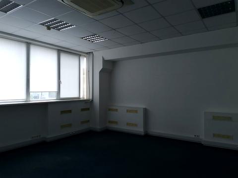 комерційна за адресою Польова вул., 24