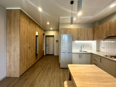 квартира за адресою Соборності просп. (Возз'єднання), 17 к2