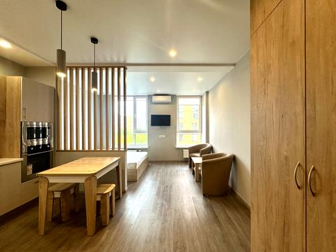 квартира за адресою Соборності просп. (Возз'єднання), 17 к2