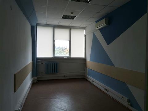 комерційна за адресою Польова вул., 24