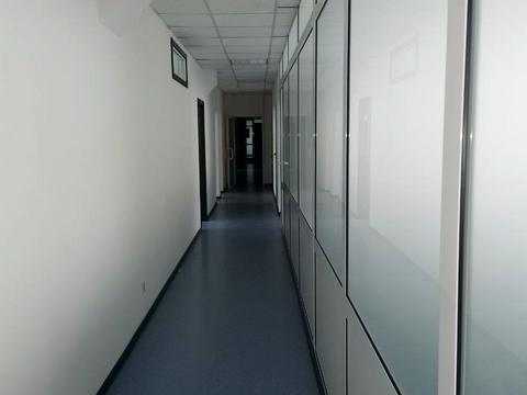 комерційна за адресою Польова вул., 24