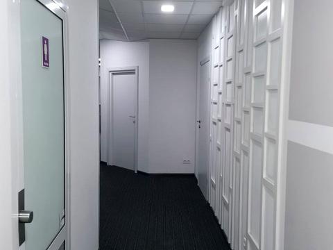 комерційна за адресою Польова вул., 24