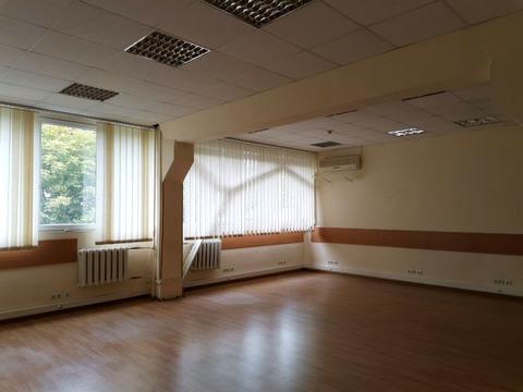 комерційна за адресою Польова вул., 24