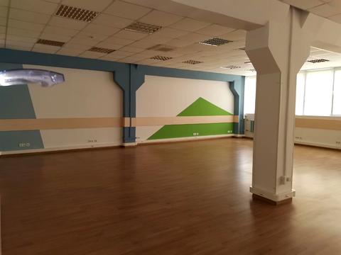 комерційна за адресою Польова вул., 24