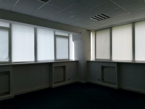 комерційна за адресою Польова вул., 24