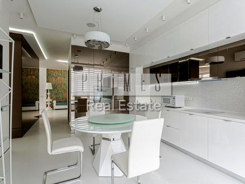 квартира по адресу Андрея Верхогляда ул. (Михайла Драгомирова), 20