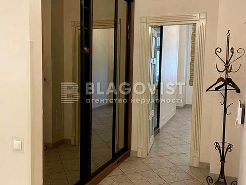 комерційна за адресою Крутий узвіз, 5