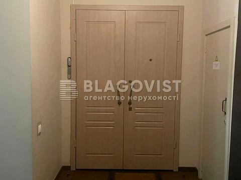 комерційна за адресою Крутий узвіз, 5