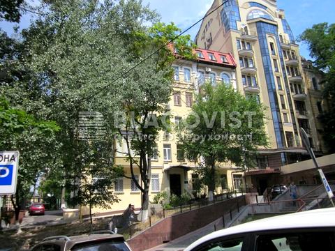 комерційна за адресою Крутий узвіз, 5