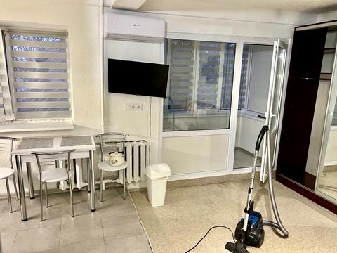 квартира за адресою Верховної Ради бульв., 10