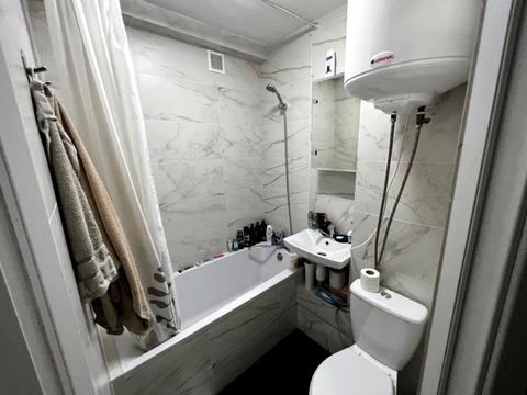 квартира за адресою Верховної Ради бульв., 10