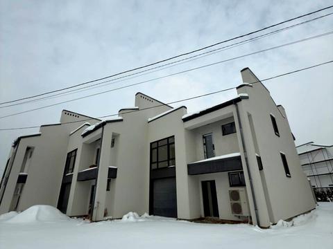 будинок за адресою Петра Сагайдачного вул.