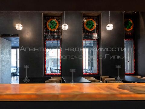 комерційна за адресою Набережно-Хрещатицька вул., 17/18