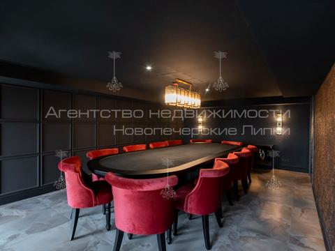 комерційна за адресою Набережно-Хрещатицька вул., 17/18