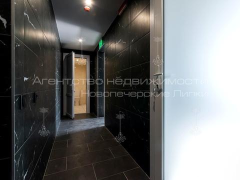 комерційна за адресою Набережно-Хрещатицька вул., 17/18