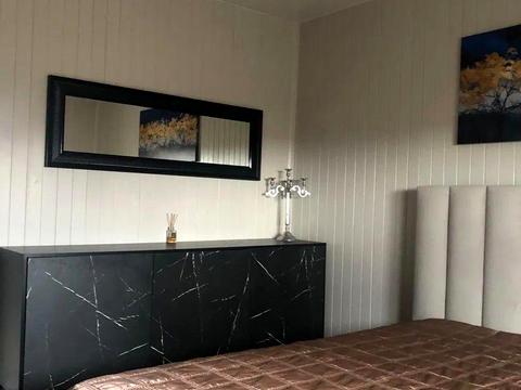 будинок за адресою Незламності вул. (Комарова), 30