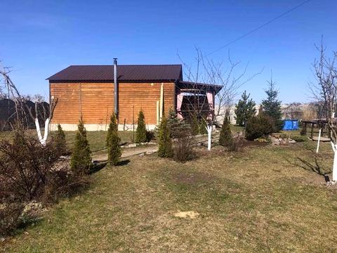 будинок за адресою Незламності вул. (Комарова), 30