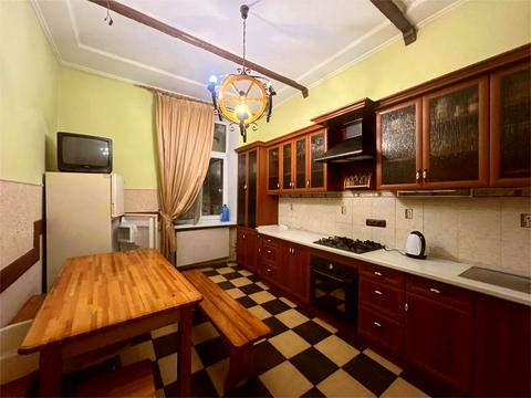 квартира по адресу Пекарская ул., 36