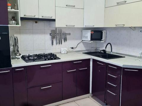 комерційна за адресою Новопрорізна вул., 2