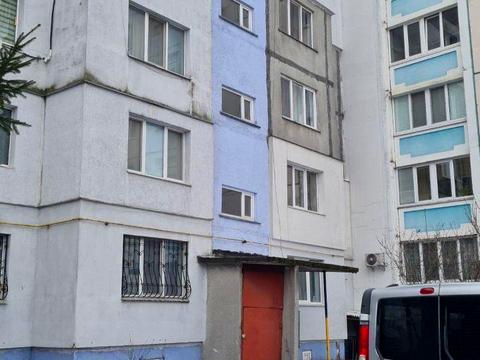 комерційна за адресою Новопрорізна вул., 2