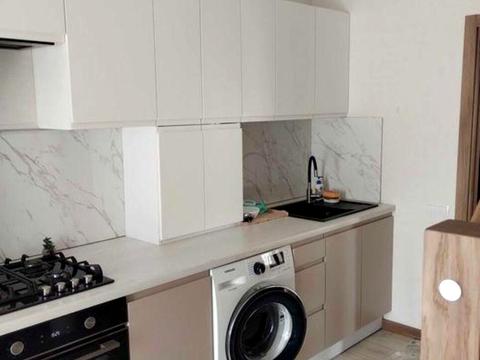 квартира за адресою Амосова вул., 57