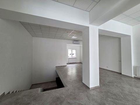 комерційна за адресою Івано-Франківськ, Василя Стуса вул., 28к4