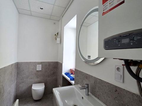 комерційна за адресою Івано-Франківськ, Василя Стуса вул., 28к4