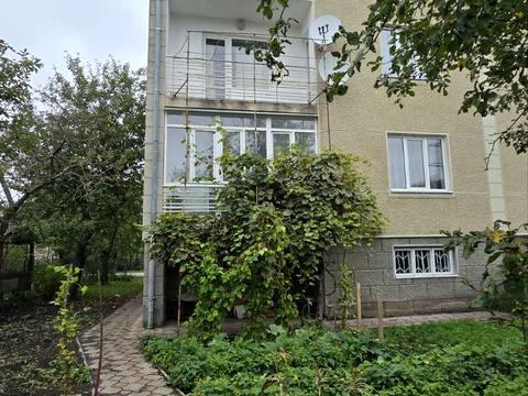 будинок за адресою Михайла Грушевського вул., 8